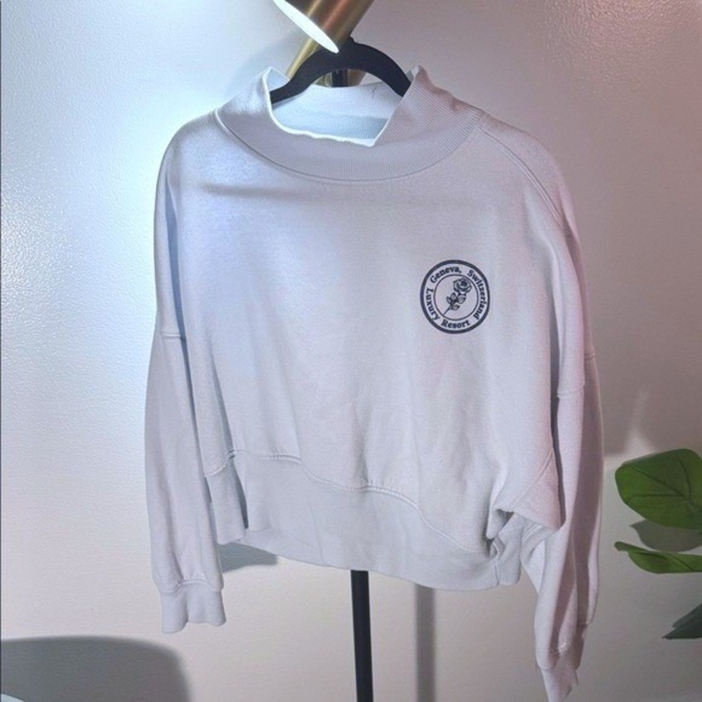 geneva switzerland resort sweatshirt luxury soft 90s ice bl embroidered fall s/m